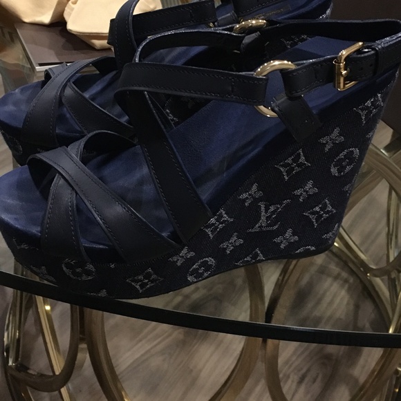 Louis Vuitton Gorgeous Wedge Sandals - Picture 1 of 9